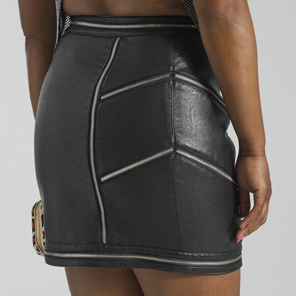 NASTY GAL - SYLVIA FAUX LEATHER ZIPPER MINI - M - Picture 4 of 4
